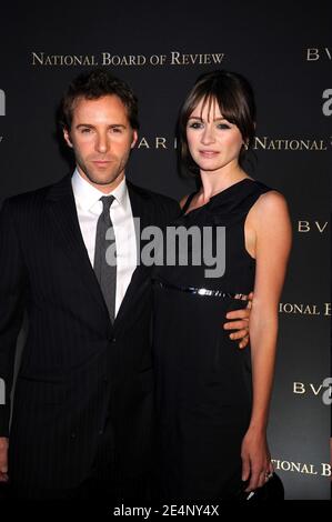 Alessandro Nivola et Emily Mortimer arrivent pour le Gala 2007 du Conseil national de révision des Motion Pictures Awards, qui s'est tenu à la 42e rue de Cipriani à New York City, NY, États-Unis, le mardi 15 janvier 2008. Photo de David Miller/ABACAPRESS.COM Banque D'Images