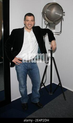 l-acteur-bruno-putzulu-pose-lors-de-la-c-r-monie-de-cl-ture-du