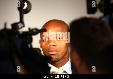 Jean-Alain Boumsong, de Juventus, est vu lors d'une conférence de presse pour marquer son transfert à l'équipe de football Olympique Lyon à Lyon, France, le 29 janvier 2008. Photo de Vincent Dargent/Cameleon/ABACAPRESS.COM Banque D'Images