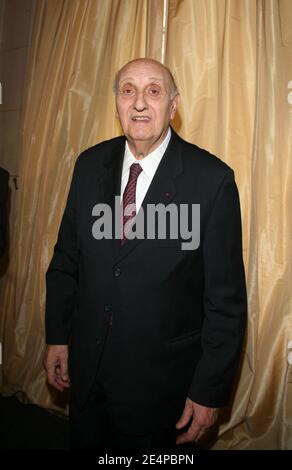 Pierre Tchernia reçoit la Grande Médaille Vermeil de Paris le jour de son 80e jour de fête à l'Hôtel de ville de Paris, France, le 29 janvier 2008. Photo de Denis Guignebourg/ABACAPRESS.COM Banque D'Images