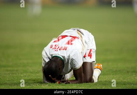 Papa Waigo Ndiaye du Sénégal pendant le match de football de la coupe africaine des nations, Sénégal contre Afrique du Sud à Kumasi, Ghana, le 31 janvier 2008. La correspondance s'est terminée par un tirage de 1-1. Le Sénégal n'a pas réussi à se qualifier pour le prochain tour de la compétition. Photo de Steeve McMay/Cameleon/ABACAPRESS.COM Banque D'Images