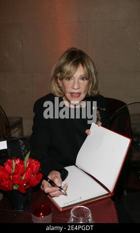L'actrice française Jeanne Moreau célèbre son 80e anniversaire et ses 60 ans de porteuse lors d'un hommage à la Cinémathèque de Paris, le 6 février 2008. Photo de Denis Guignebourg/ABACAPRESS.COM Banque D'Images