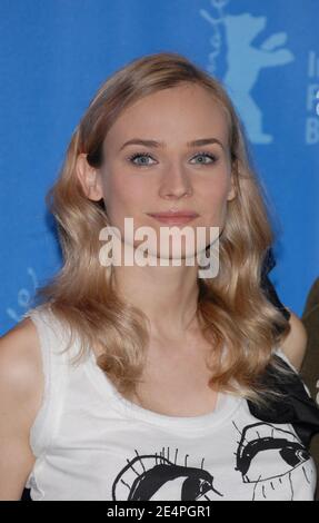 La membre du jury l'actrice allemande Diane Kruger pose pour des photos lors de la séance photo du jury du 58e Festival annuel du film de Berlin, à Berlin, en Allemagne, le 7 février 2008. Photo de Nicolas Khayat/ABACAPRESS.COM Banque D'Images