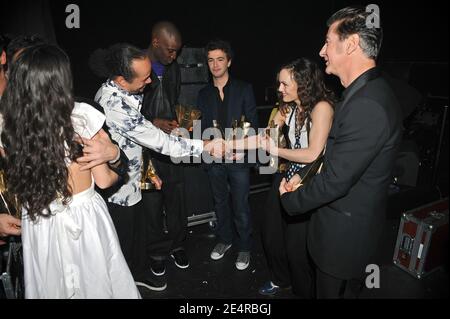 EXCLUSIF - Yael Naim, Renan Luce, Abd Al Malik, Vanessa Paradis et Etienne Daho en coulisses lors de la 23e cérémonie des "victoires de la musique" qui s'est tenue au Zénith Hall à Paris, France, le 8 mars 2008. Photo de Gouhier-Nebinger/ABACAPRESS.COM Banque D'Images