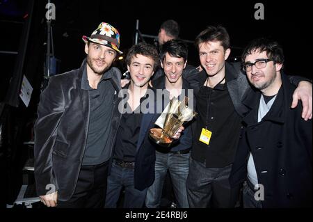 EXCLUSIF - Renan Luce en coulisses lors de la 23e cérémonie des "victoires de la musique" qui s'est tenue au hall Zenith à Paris, France, le 8 mars 2008. Photo de Gouhier-Nebinger/ABACAPRESS.COM Banque D'Images