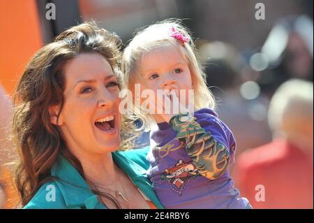 Joely Fisher et sa fille assistent à la première de 'Dr. Seuss Horton entend UN qui!' Au Mann Village Theatre de Westwood, Los Angeles, CA, Etats-Unis, le 8 mars 2008. Photo de Lionel Hahn/ABACAPRESS.COM Banque D'Images