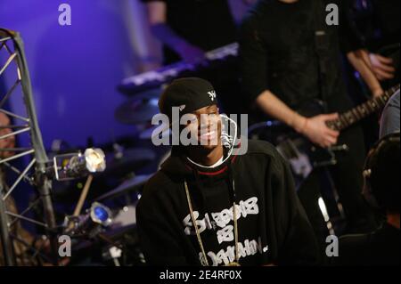 EXCLUSIF - Soulja Boy participe à la mise en bande d'une émission de radio à Paris, France, le 11 mars 2008. Photo de Greg Soussan/ABACAPRESS.COM Banque D'Images