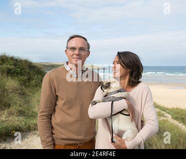 GRANDE-BRETAGNE / Angleterre / Cornouailles / Rosamunde Pilcher/ l'actrice allemande Ulrike Folkerts et acteur Dirk Martens . Banque D'Images