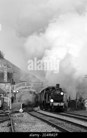 '30120' et 'Manston' passent par la gare du château de Corfe. Banque D'Images