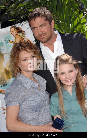 Jodie Foster, Gerard Butler et Abigail Breslin assistent à la première de l'île NIM de Fox du XXe siècle au Théâtre chinois de Hollywood, Los Angeles, CA, USA le 30 mars 2008. Photo de Lionel Hahn/ABACAPRESS.COM Banque D'Images