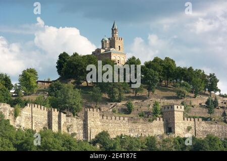 Tsarevets colline et l'église patriarcale à Veliko Tarnovo, Bulgarie Banque D'Images