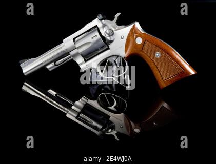 Dallas, Texas - Jan 2021 Ruger 357 magnum revolver six tireur appartenant à un agent de la paix. Banque D'Images