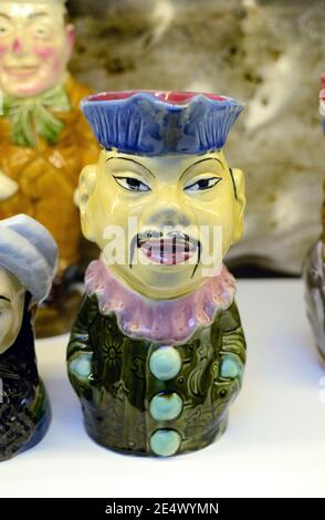 Visage Jug ou Toby pot avec caricature d'un chinois Homme ou Chinaman Banque D'Images