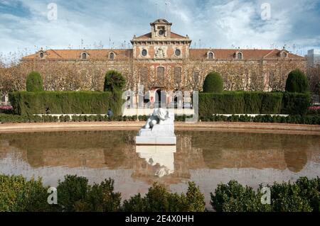 Le parlement de Catalogne dans le parc de la Ciutadella à Barcelone, Espagne Banque D'Images