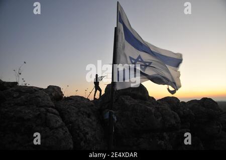 Mémorial des 32 soldats israéliens tombés à la bataille de tel Saqi [tel Saki, tel a-Saqi], plateau du Golan en octobre 1973 - la guerre du Kippour Banque D'Images