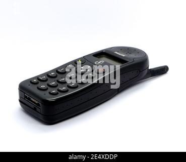 Photo d'un téléphone portable Philips « Savvy » (TCD128), fabriqué par Philips, France, 1999-2003 sur fond blanc Banque D'Images