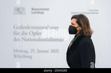 25 janvier 2021, Bavière, Würzburg: Le Président du Parlement d'Etat bavarois, Ilse Aigner (CSU), participe à un acte de mémoire pour les victimes du socialisme national. Photo: Nicolas Armer/dpa Pool/dpa Banque D'Images