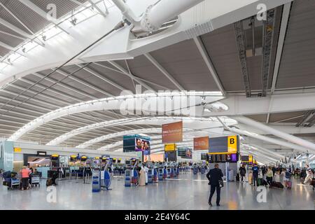 Londres, Royaume-Uni - 1er août 2018 : terminal 5 de l'aéroport de Londres Heathrow (LHR) au Royaume-Uni. Banque D'Images