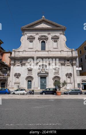 Eglise de Santa Maria à Trapontina à Rome, Italie, conception du XVIe siècle par Giovanni Sallustio Peruzzi, vue de la rue via della Conciliazione Banque D'Images