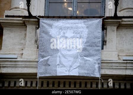 Rome, Italie. 25 janvier 2021. L'affiche dédiée à Patrick Zaki Credit: Agence de photo indépendante/Alamy Live News Banque D'Images