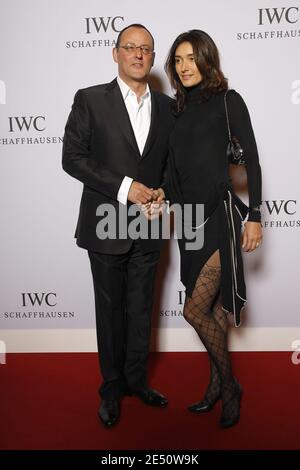 L'acteur Jean Reno et sa femme Zofia Borucka assistent à la soirée de gala « The Crossing » organisée par IWC Schaffhausen au Palaexpo de Genève, à Genève, en Suisse, le 8 avril 2008. Photo de Thierry Orban/Cameleon/ABACAPRESS.COM Banque D'Images