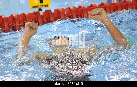 Laure Manaudou, en France, se produit sur le 100m de course arrière féminin lors des championnats de natation français à Dunkerque, en France, le 26 avril 2008. Photo de Christophe Guibbbaud/Cameleon/ABACAPRESS.CO Banque D'Images