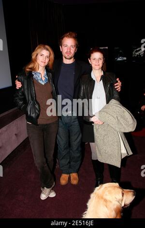 EXCLUSIF - Alice Taglioni avec Jocelyn Quivrin et le réalisateur Lea Fazer assistent à la projection de notre Univers Impitoyable au Théâtre le Champo à Paris, France, le 28 avril 2008. Photo de Benoit Pinguet/ABACAPRESS.COM Banque D'Images