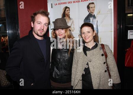 EXCLUSIF - Alice Taglioni avec Jocelyn Quivrin et le réalisateur Lea Fazer assistent à la projection de notre Univers Impitoyable au Théâtre le Champo à Paris, France, le 28 avril 2008. Photo de Benoit Pinguet/ABACAPRESS.COM Banque D'Images