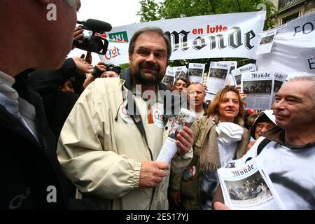 Le dirigeant de la CFDT, François Chereque, témoigne lors du traditionnel rassemblement de mai des syndicats à Paris, de la place de la République à la place de la Nation à Paris, en France, le 1er mai 2008. Photo de Mousse/ABACAPRESS.COM Banque D'Images