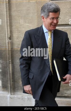 Le conseiller diplomatique du Président français et Sherpa Jean-David Levitte à l'Elysée Palace à Paris, France, le 9 mai 2008. Photo de Mehdi Taamallah/ABACAPRESS.COM Banque D'Images