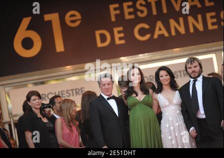 Dustin Hoffman, Angelina Jolie, Lucy Liu et Jack Black sur le tapis rouge du Palais des Festivals à Cannes, France, le 15 mai 2008, pour la projection de Kung Panda Fu de Mark Osborne, présenté hors compétition au 61e Festival de Cannes. Photo de Hahn-Nebinger-Orban/ABACAPRESS.COM Banque D'Images