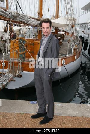 Michael Eklund, membre du casting, pose à un photocall pour le film "inconcevable" lors du 61e Festival de Cannes, le 17 mai 2008. Photo de Denis Guignebourg/ABACAPRESS.COM Banque D'Images