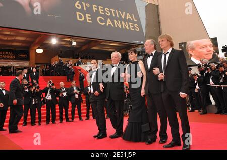 Fabrizio Rongione, réalisateur Luc Dardenne, actrice kosovare Arta Dobroshi, réalisatrice belge Jean-Pierre Dardenne arrivant au Palais des Festivals de Cannes, Sud de la France, le 19 mai 2008, pour la projection du Silence de Lorna de Jean-Pierre et Luc Dardenne présenté en compétition au 61e Festival de Cannes. Photo de Hahn-Nebinger-Orban/ABACAPRESS.COM Banque D'Images