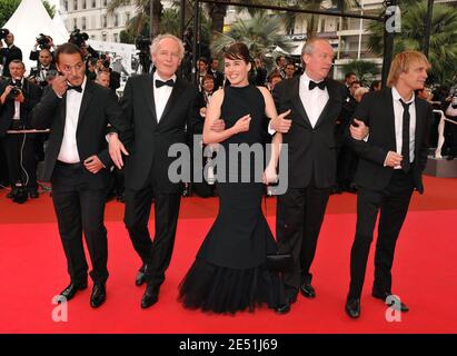 Fabrizio Rongione, réalisateur Luc Dardenne, actrice kosovare Arta Dobroshi, réalisatrice belge Jean-Pierre Dardenne arrivant au Palais des Festivals de Cannes, Sud de la France, le 19 mai 2008, pour la projection du Silence de Lorna de Jean-Pierre et Luc Dardenne présenté en compétition au 61e Festival de Cannes. Photo de Hahn-Nebinger-Orban/ABACAPRESS.COM Banque D'Images