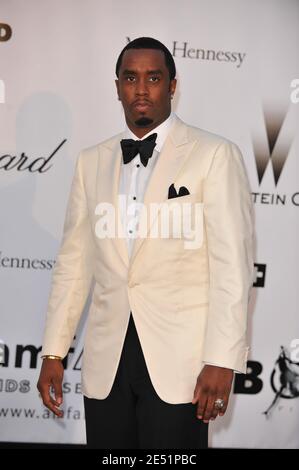 Sean P. Diddy Combs a vu son arrivée au film contre le SIDA 2008 d'amfAR qui s'est tenu au Moulin de Mougins lors du 61e Festival international de Cannes le 22 mai 2008 à Mougins, dans le sud de la France. La fondation amfAR recueille des fonds pour la recherche, l'éducation et le traitement du sida/VIH dans le monde entier. Photo de Hahn-Nebinger-Orban/ABACAPRESS.COM Banque D'Images