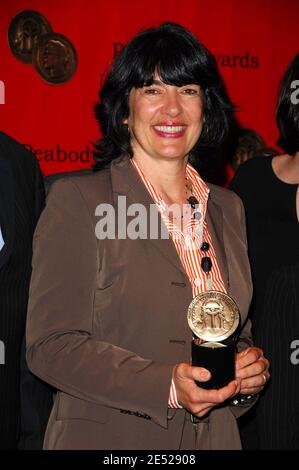 Christiane Amanpour, correspondante de CNN, participe au 67ème Prix George Foster Peabody annuel au Waldorf Astoria à New York City, NY, USA le 16 juin 2008. Photo de Gregorio Binuya/ABACAPRESS.COM Banque D'Images