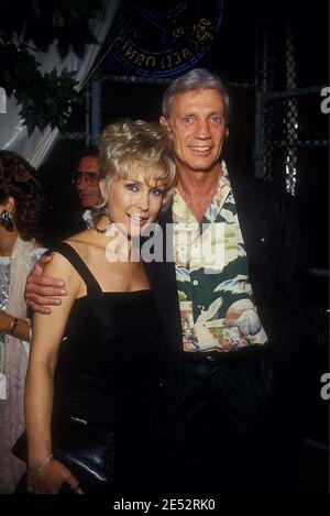 Barbara Eden et Dr. Stanley Frileck 06-1987 crédit: Ralph Dominguez/MediaPunch Banque D'Images