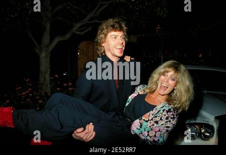 Jeff Conaway et Rona Newton-John crédit: Ralph Dominguez/MediaPunch Banque D'Images