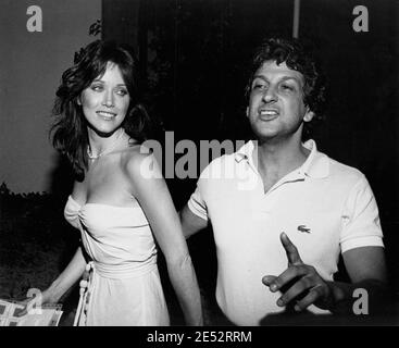 Tanya Roberts et son mari Barry Roberts devant le restaurant Spago à Beverly Hills, CA. Crédit: Ralph Dominguez/MediaPunch Banque D'Images