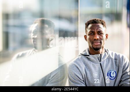 Sulayman Marreh de Gand pose pour le photographe après une conférence de presse de l'équipe belge de football KAA Gent, mardi 26 janvier 2021 à Gand, en avance Banque D'Images