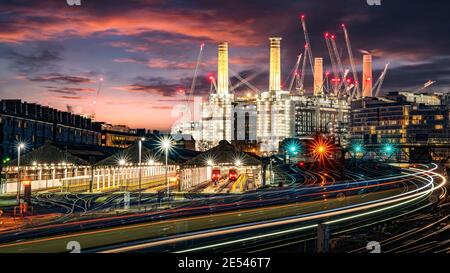 Bordures de carriole Edbury Road et centrale électrique Battersea Banque D'Images