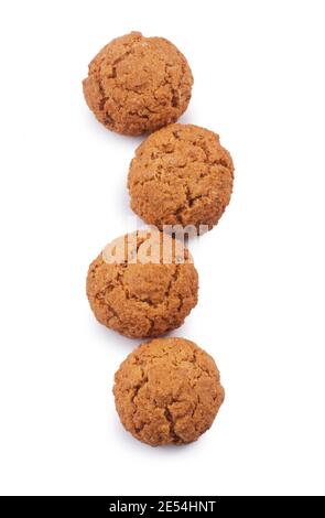 Photo de studio de biscuits Amaretti coupée contre un blanc Contexte - John Gollop Banque D'Images