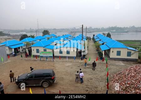 Narayanganj, Bangladesh - le 20 janvier 2021 : une vue d'ensemble du projet de refuge pour les sans-abri à Rupganj à Narayanganj. Banque D'Images