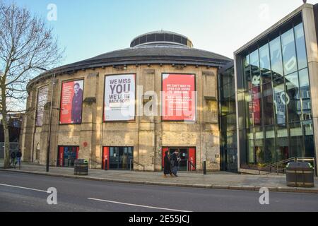 Le Roundhouse accueille des concerts et des arts à Camden, fermé pendant le confinement du coronavirus. Londres, Royaume-Uni janvier 2021. Banque D'Images