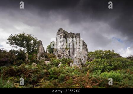 Les ruines de l'atmosphère du XVe siècle Roche Rock Hermitage en Cornouailles. Banque D'Images