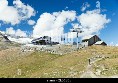 Suisse la station de téléphérique Schwarzsee est un point de départ pour de nombreuses randonnées vers le haut et autour de He Matterhorn. Banque D'Images