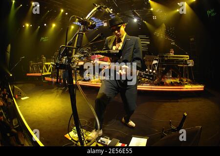 Beastie Boys se produit lors du Montreux Jazz Festival, qui s'est tenu à Montreux, Suisse, le 9 juillet 2007. Photo de Loona/ABACAPRESS.COM Banque D'Images