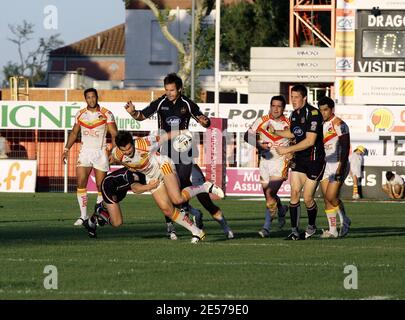 Dragons Catalanss' Clint Greenshields pendant la Super League de rugby - Dragons Catalans contre Wigan Warriors - jour 24, Dragons Catalans contre Wigan Warriors au stade Gilbert Brutus de Perpignan, France, le 9 août 2008. Photo de Michel Clemmentz/Cameleon/ABACAPRESS.COM Banque D'Images