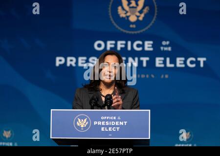 Wilmington, Delaware, États-Unis. 19 décembre 2020. LE vice-président élu DES ÉTATS-UNIS, Kamala Harris, s'exprime lors d'un événement pour annoncer la nomination de nouveaux membres du Cabinet au Queen Theatre le 19 décembre 2020 à Wilmington, Delaware. Crédit : Alex Edelman/ZUMA Wire/Alay Live News Banque D'Images