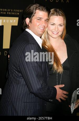 Donald Trump Jr. Et sa femme Vanessa Haydon arrivent sur le tapis rouge pour le lancement de la nouvelle vodka de Donald Trump aux deux à Hollywood, en Californie, le 01/17/07. [[sbd]] Banque D'Images